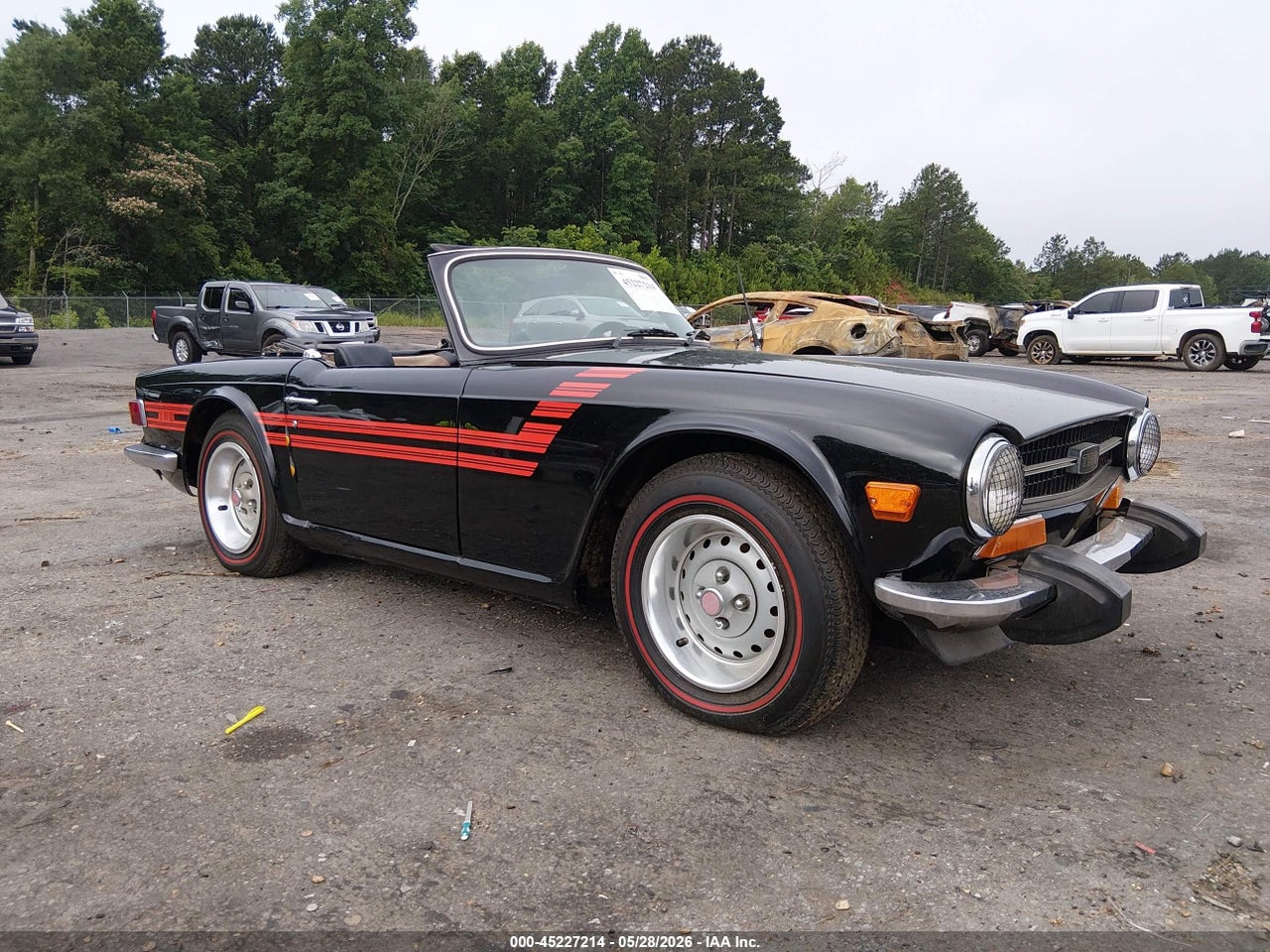 CF****** · 1974 TRIUMPH TR6