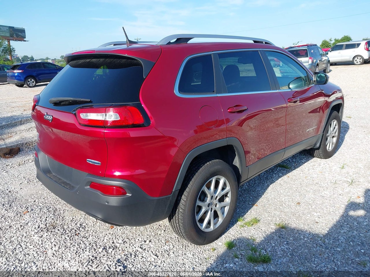 2017 JEEP CHEROKEE LATITUDE 4X4 · 4/11