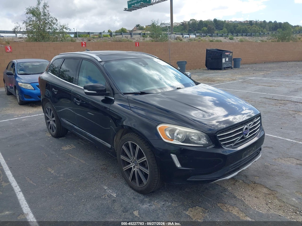 YV440MDK2G2****** · 2016 VOLVO XC60 T5 DRIVE-E PREMIER
