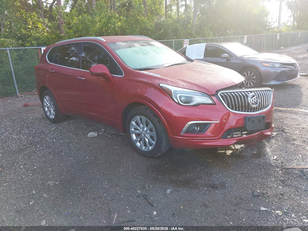 LRBFX1SA1JD****** · 2018 BUICK ENVISION ESSENCE