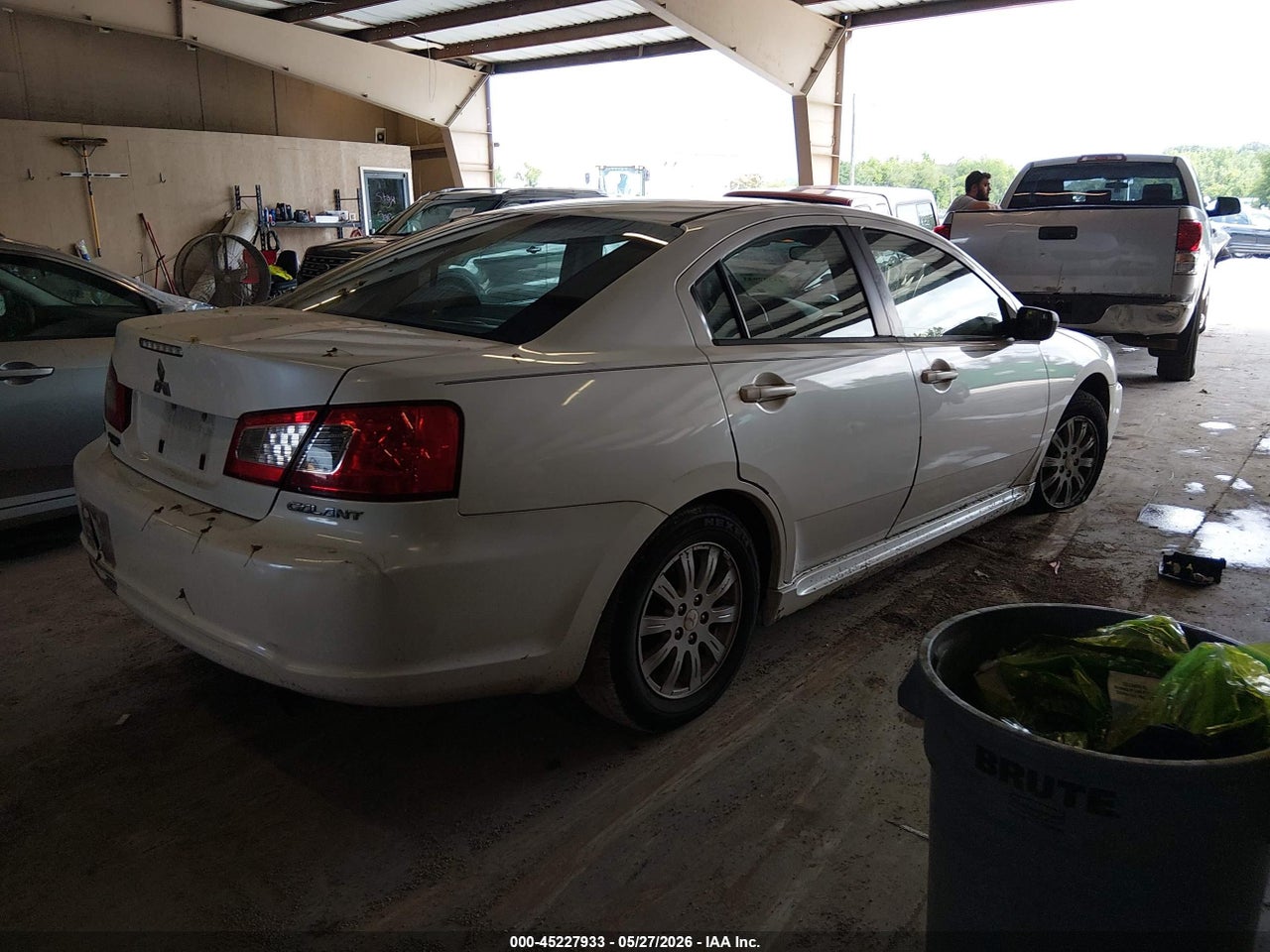 2010 MITSUBISHI GALANT FE · 4/10