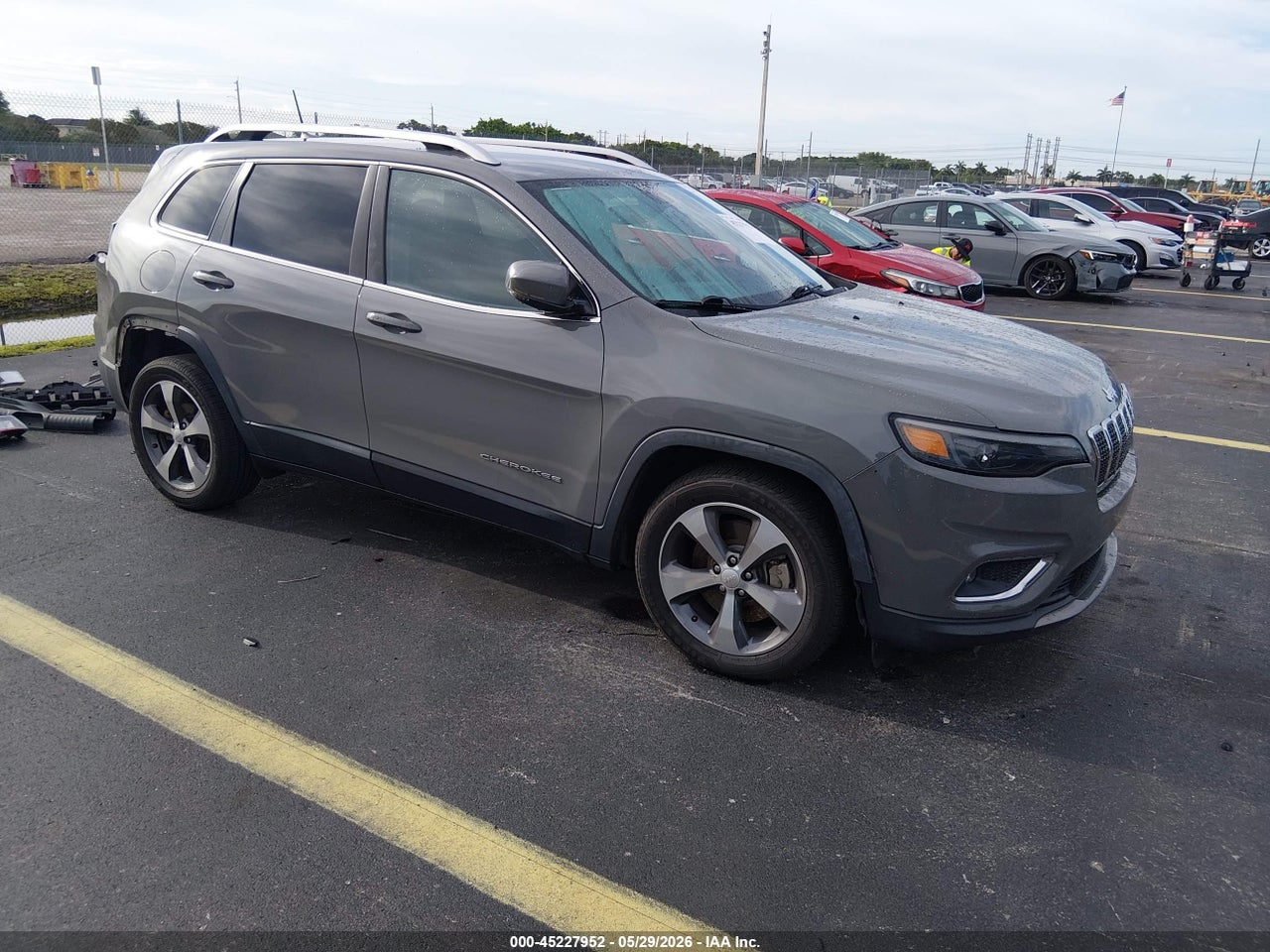 1C4PJLDB9KD****** · 2019 JEEP CHEROKEE LIMITED FWD