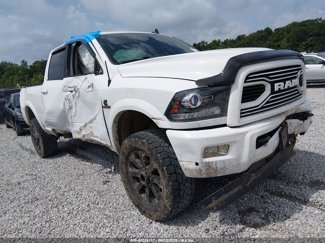 3C6UR5FL2JG****** · 2018 RAM 2500 LARAMIE  4X4 6'4 BOX