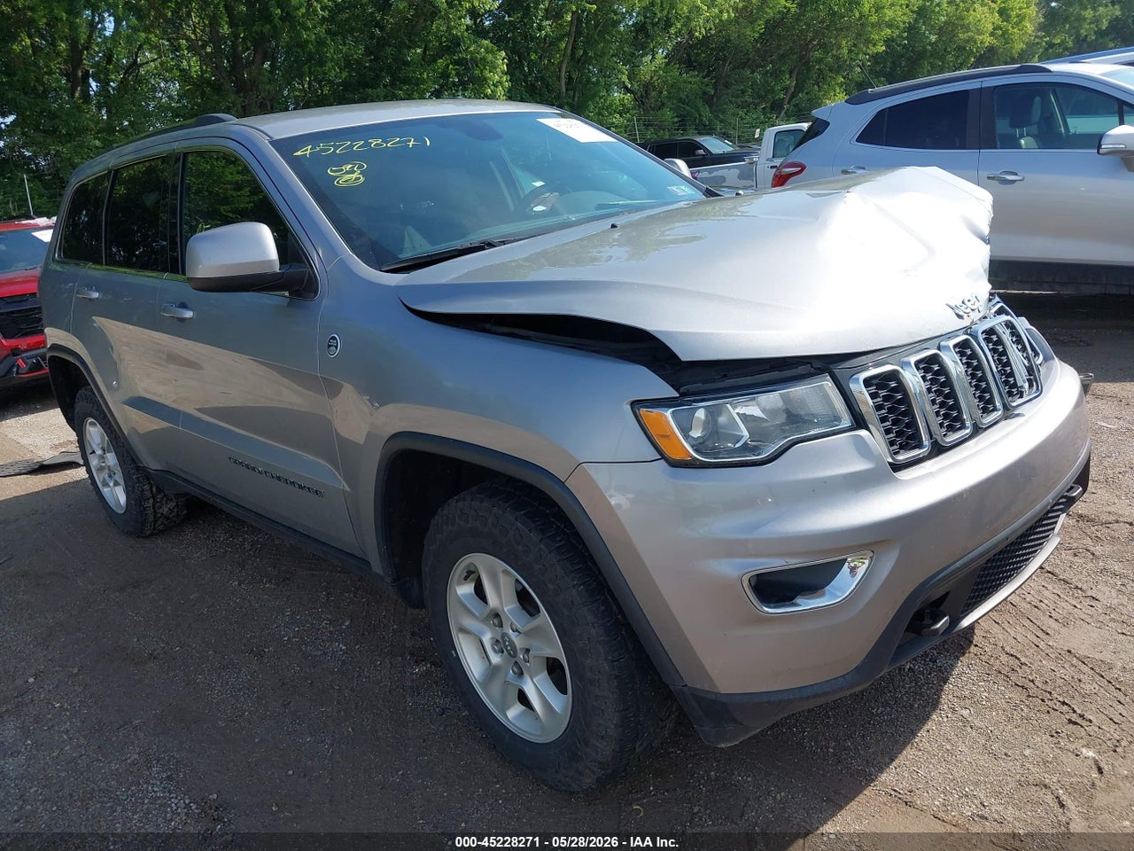 1C4RJFAG9HC****** · 2017 JEEP GRAND CHEROKEE LAREDO 4X4