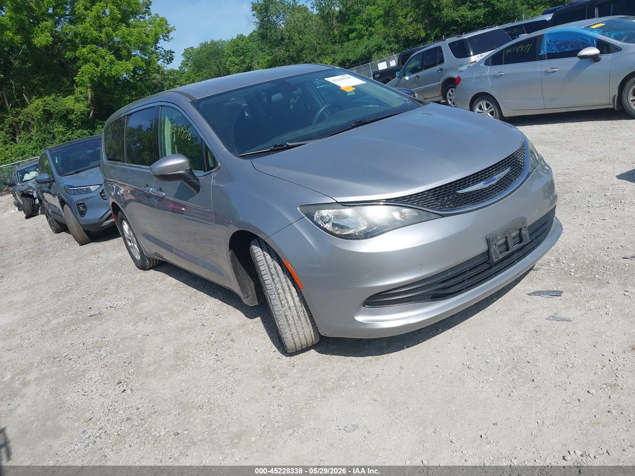 2C4RC1CG3JR****** · 2018 CHRYSLER PACIFICA LX