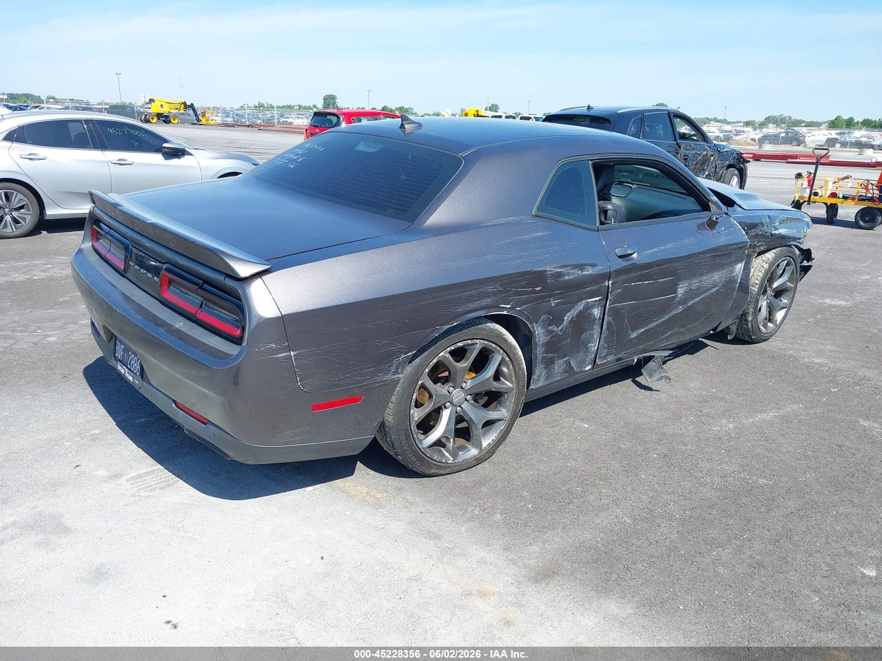 2015 DODGE CHALLENGER SXT PLUS · 4/11