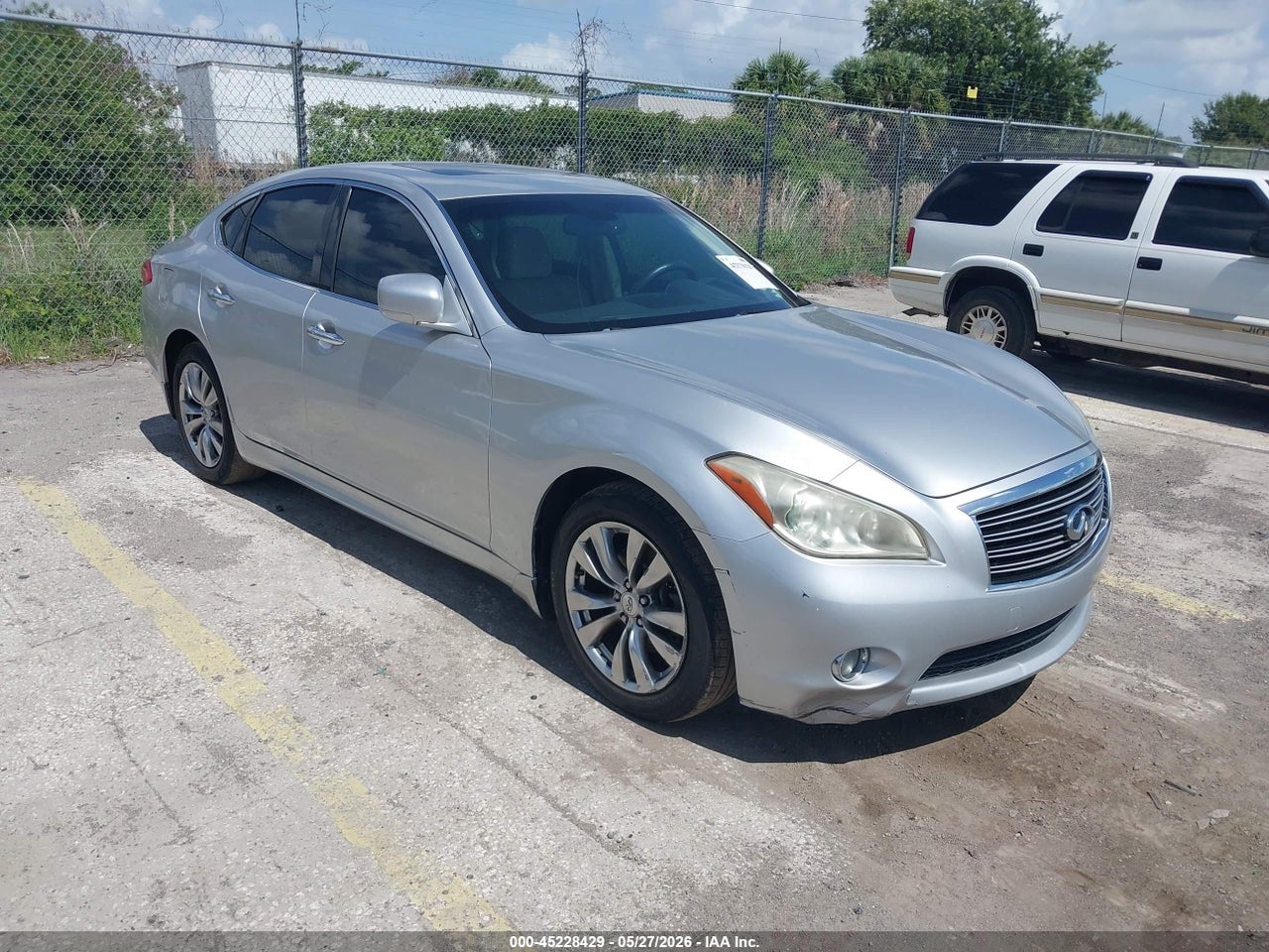 JN1BY1AP2DM****** · 2013 INFINITI M37
