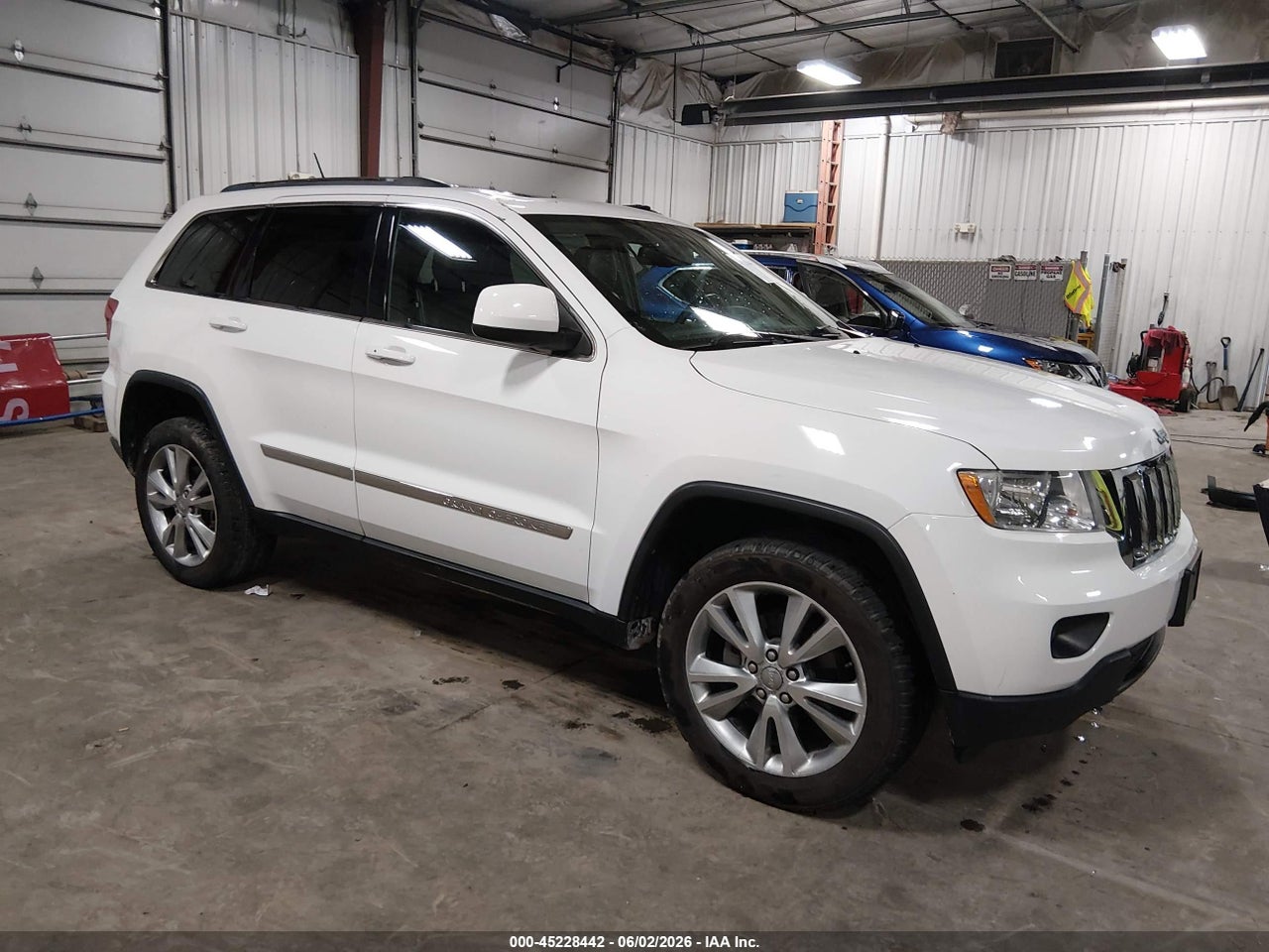 1C4RJFAG7DC****** · 2013 JEEP GRAND CHEROKEE LAREDO