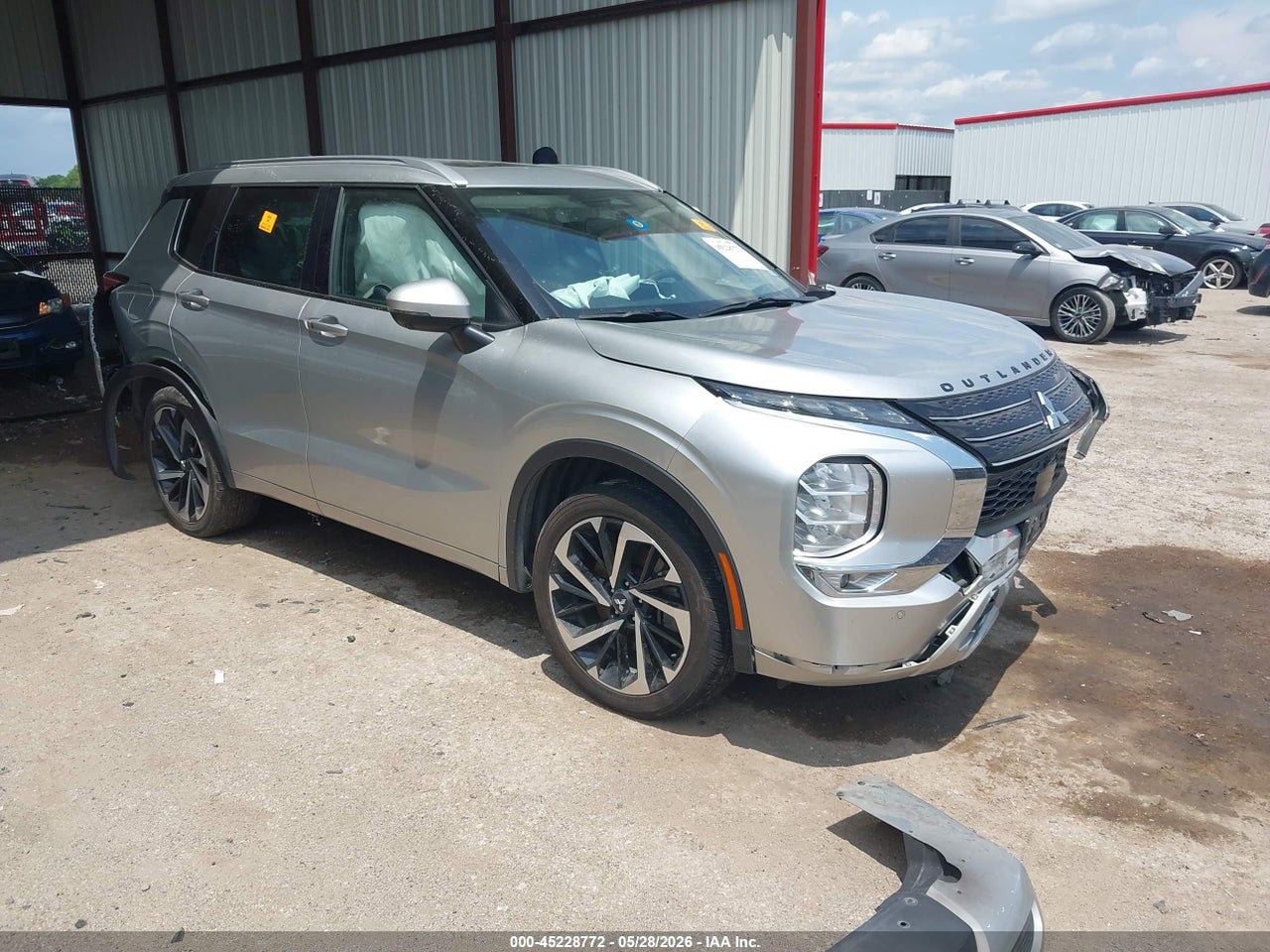 JA4J3VA8XPZ****** · 2023 MITSUBISHI OUTLANDER SEL 2.5 2WD