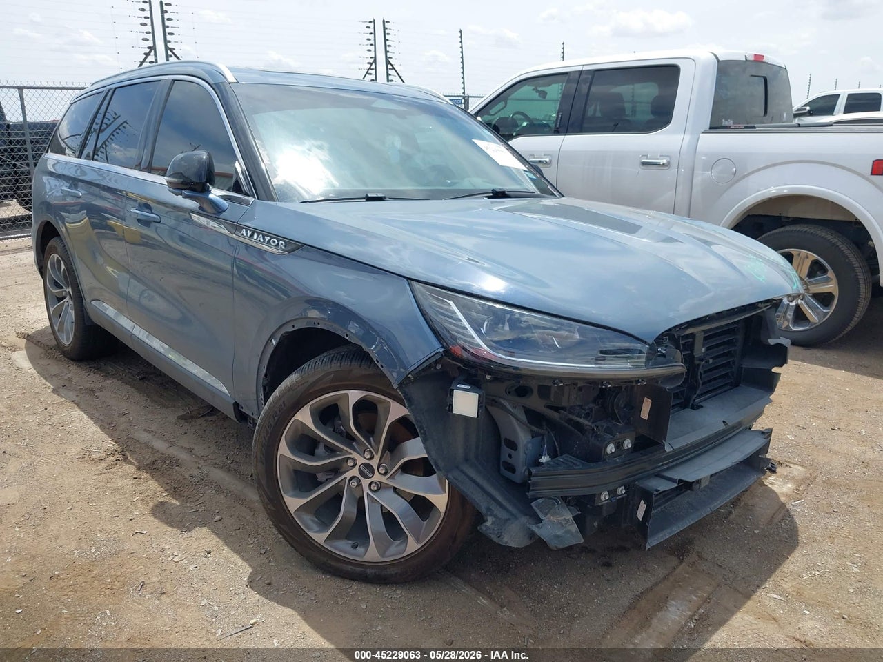 5LM5J7WC0SG****** · 2025 LINCOLN AVIATOR RESERVE