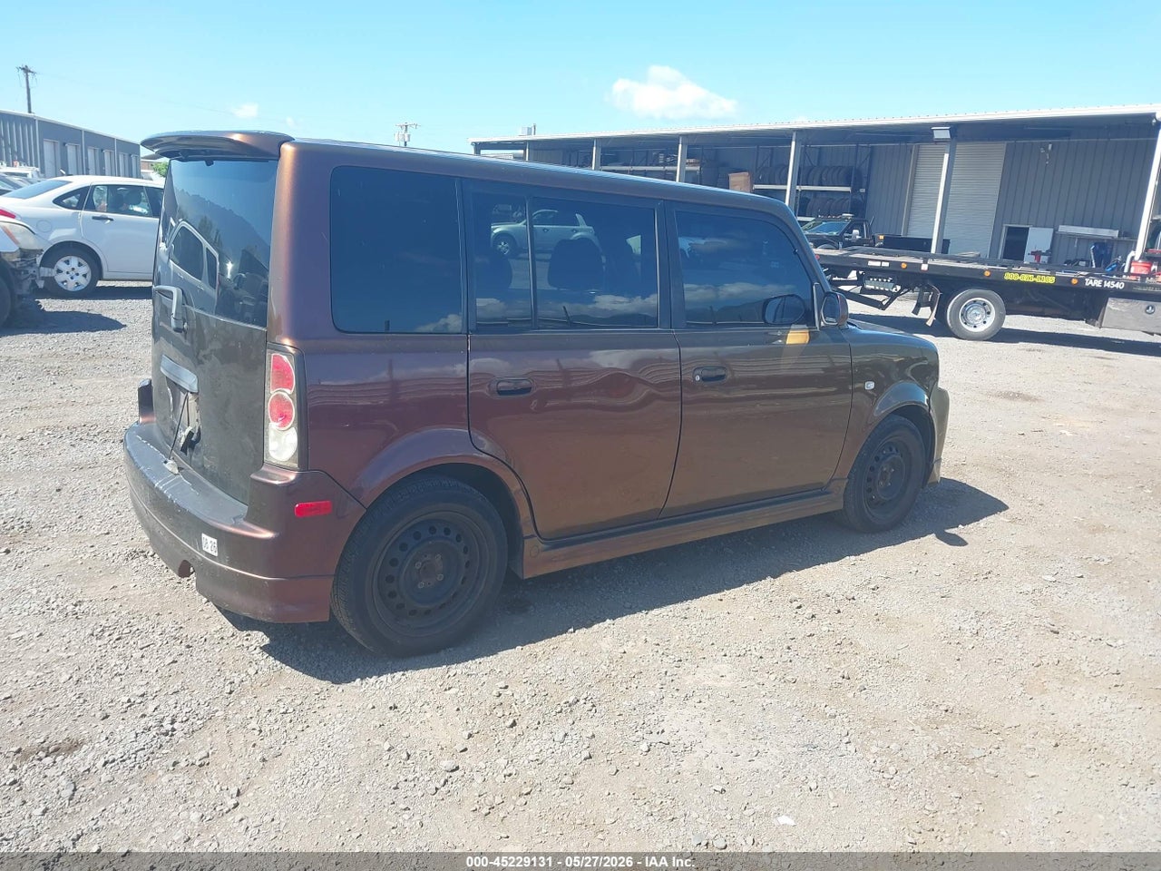 2006 SCION XB   · 4/11