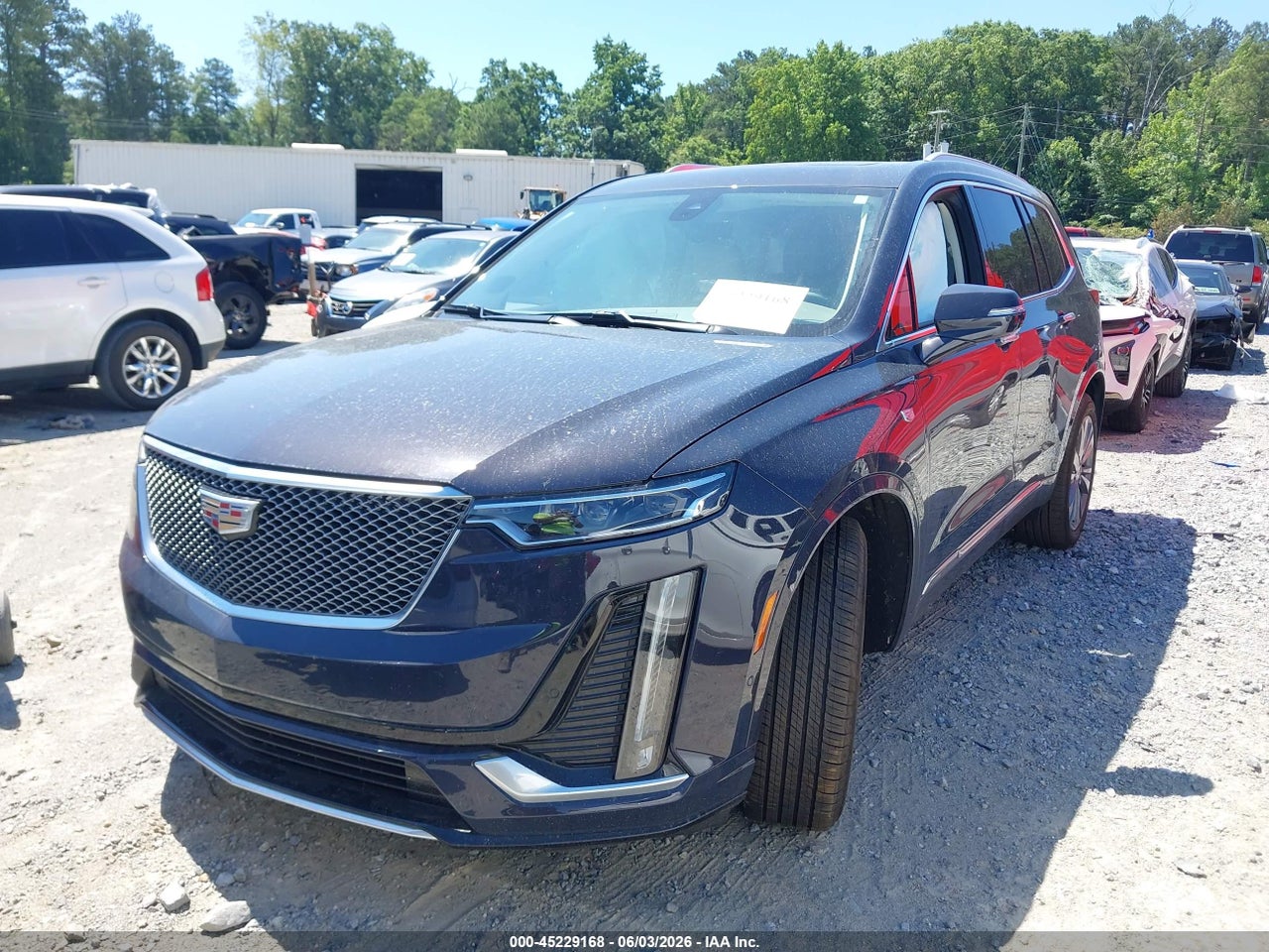 2025 CADILLAC XT6 PREMIUM LUXURY · 2/11
