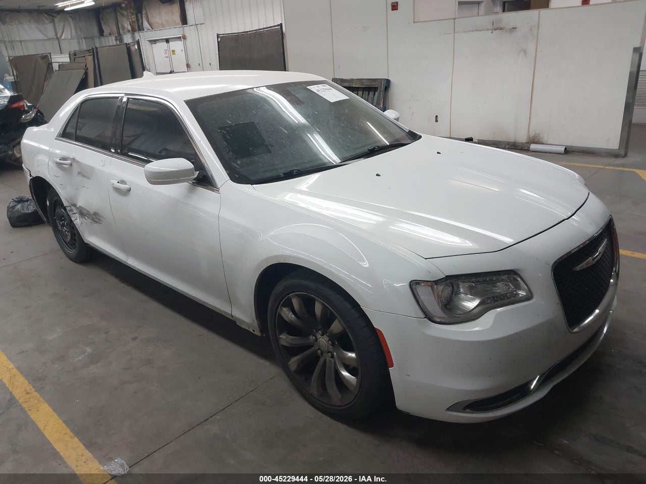 2C3CCAAG3HH****** · 2017 CHRYSLER 300 LIMITED