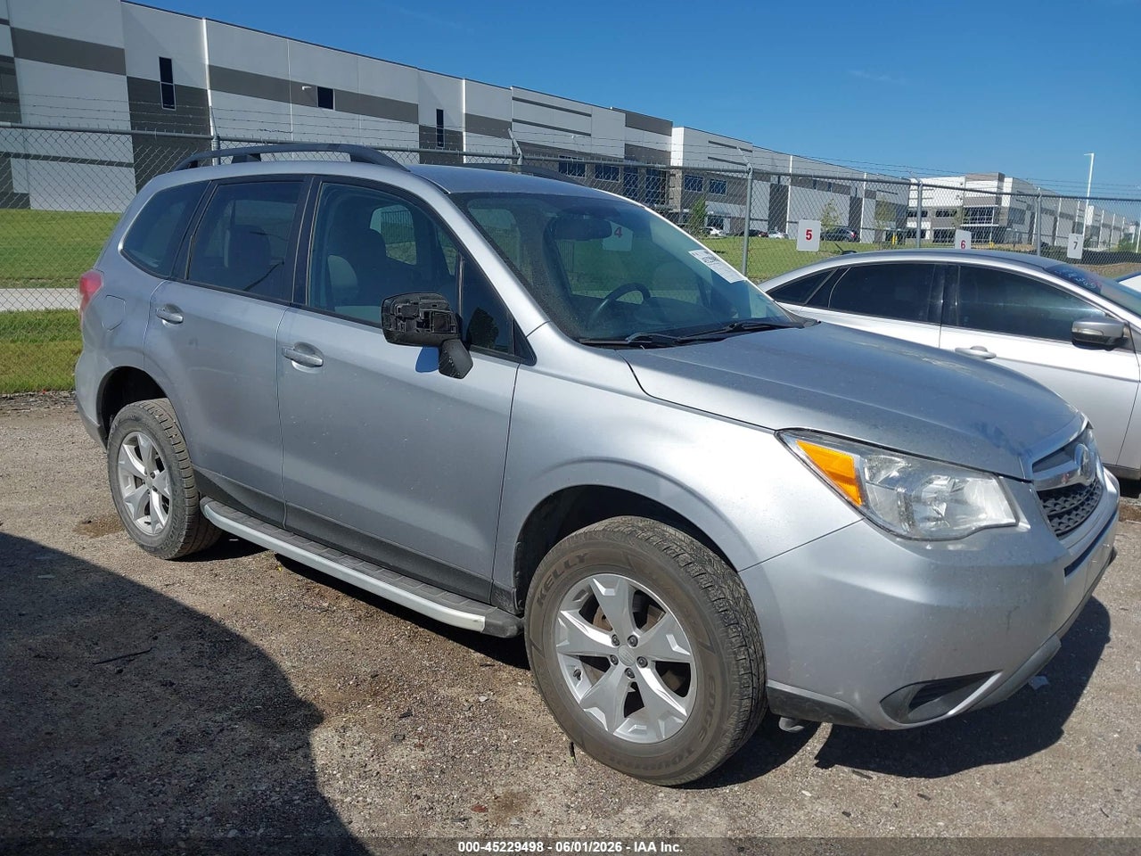 JF2SJABC3FH****** · 2015 SUBARU FORESTER 2.5I