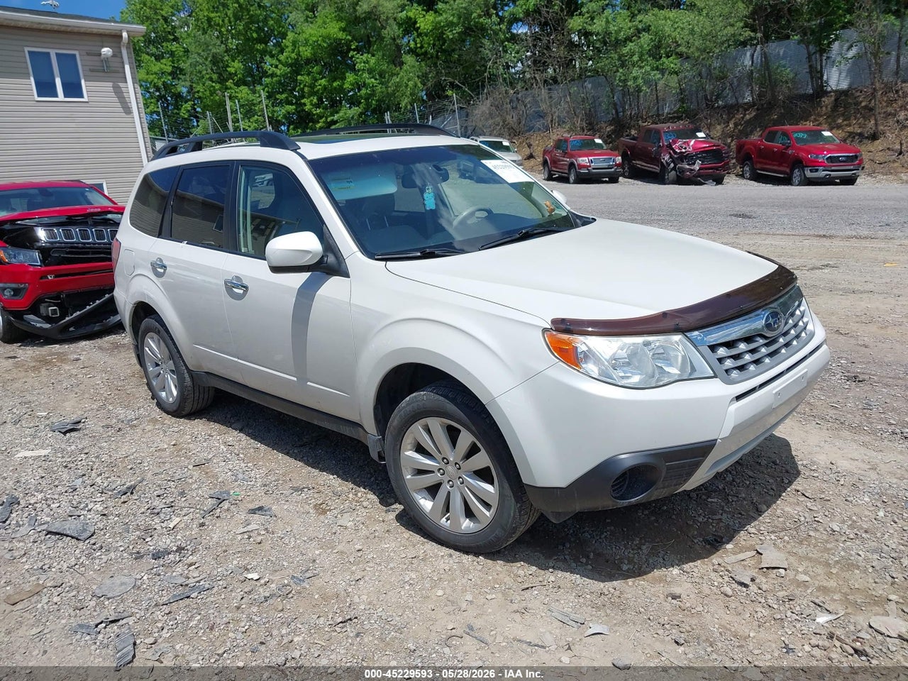 JF2SHADC5BH****** · 2011 SUBARU FORESTER 2.5X PREMIUM