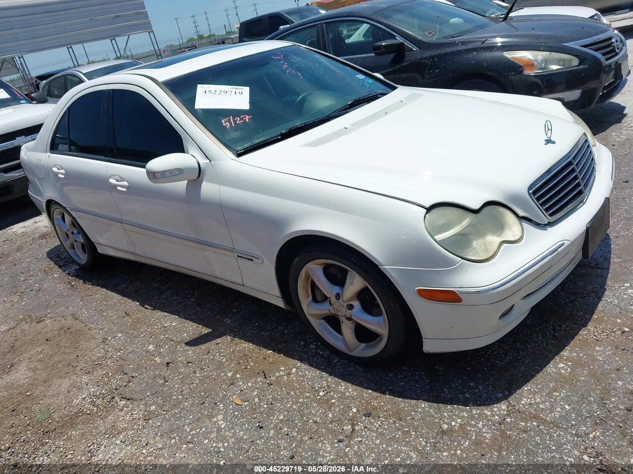 WDBRF40J24F****** · 2004 MERCEDES-BENZ C 230