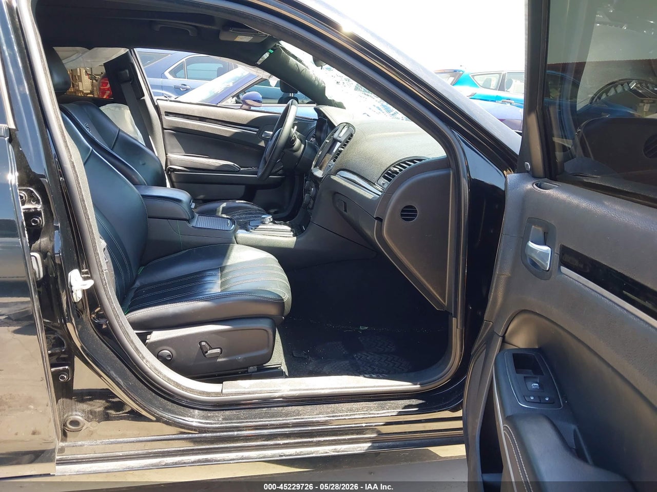 2023 CHRYSLER 300 300S · 5/11