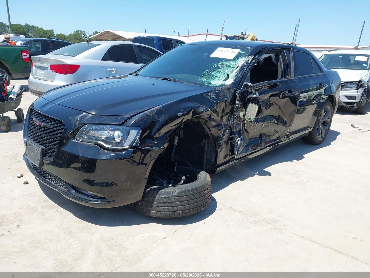 2023 CHRYSLER 300 300S · 2/11