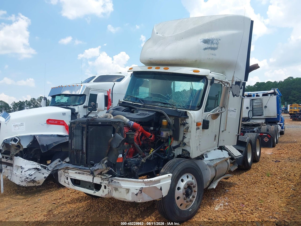 2004 INTERNATIONAL 9200 9200I · 2/10