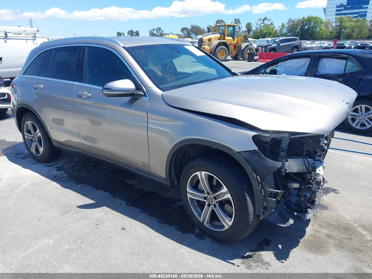 WDC0G4JB5KF****** · 2019 MERCEDES-BENZ GLC 300