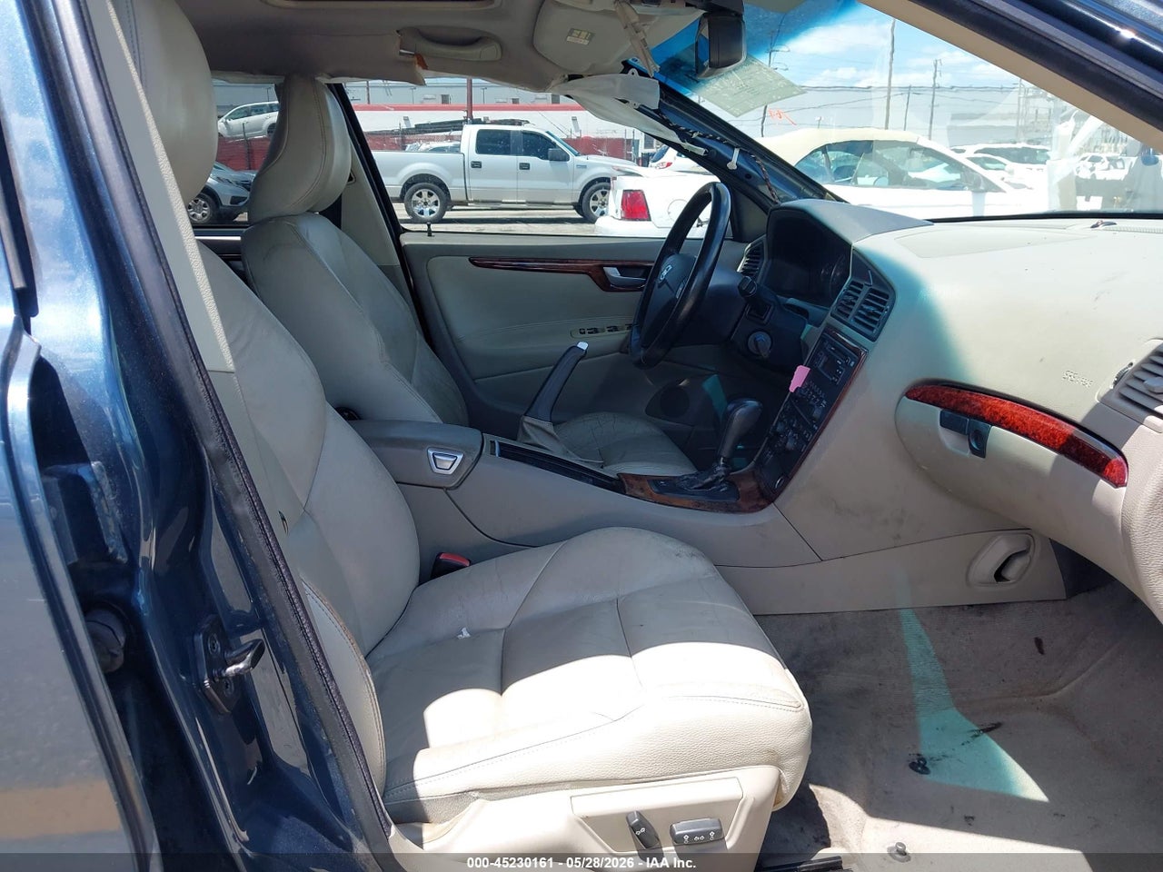 2005 VOLVO S60 2.5T · 5/11