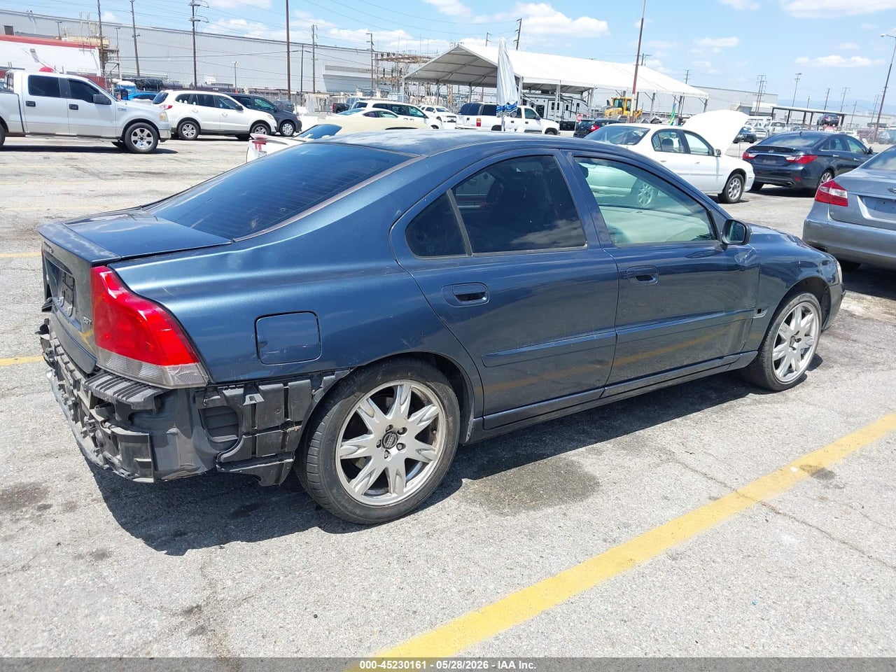 2005 VOLVO S60 2.5T · 4/11