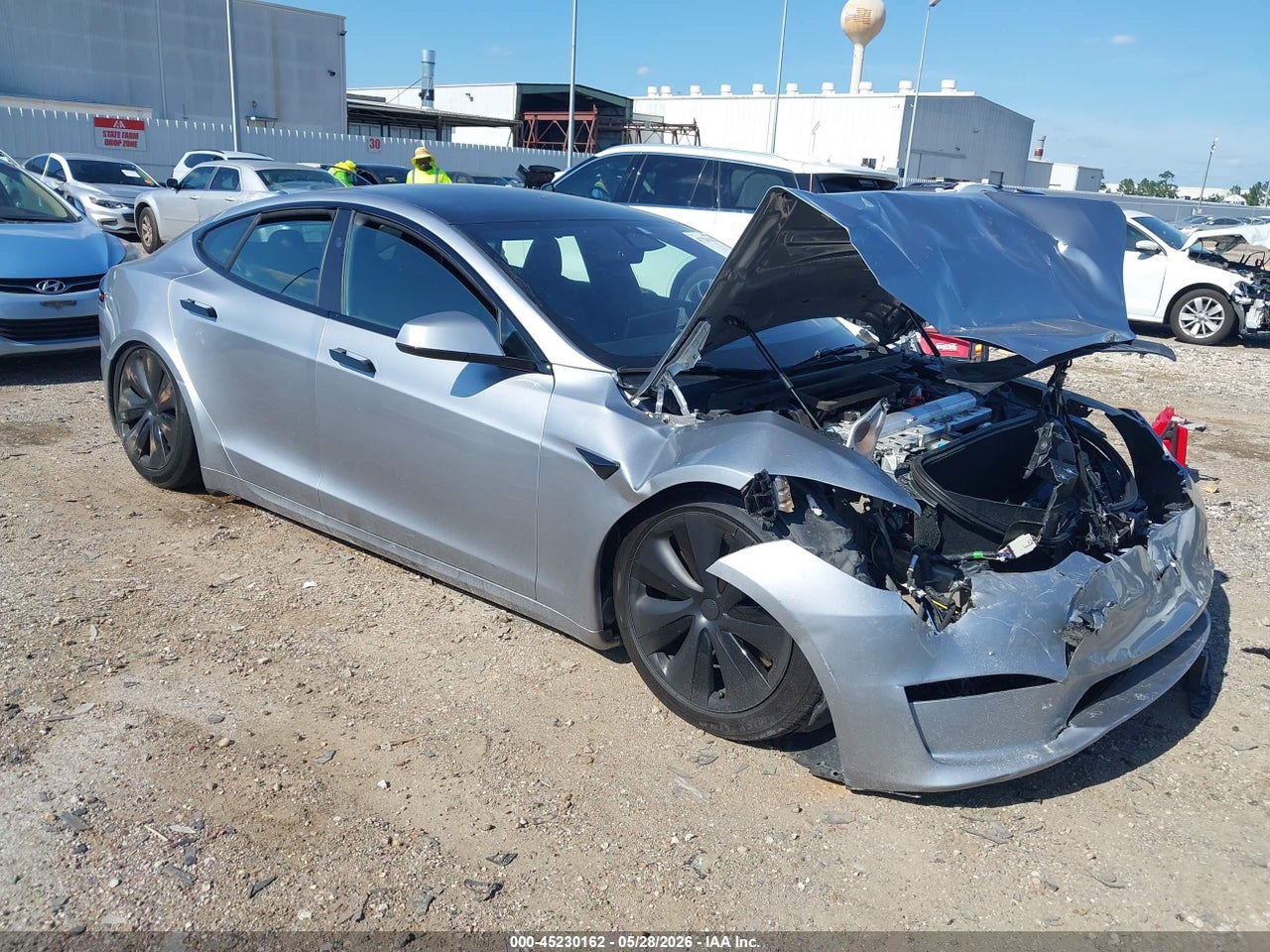 5YJSA1E54RF****** · 2024 TESLA MODEL S LONG RANGE
