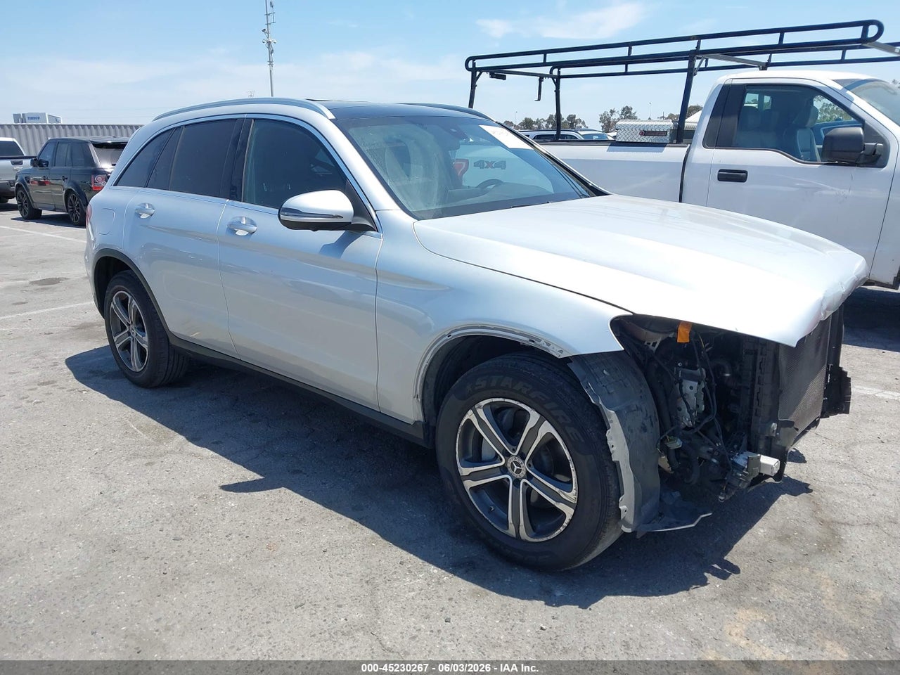 WDC0G4JB3HF****** · 2017 MERCEDES-BENZ GLC 300