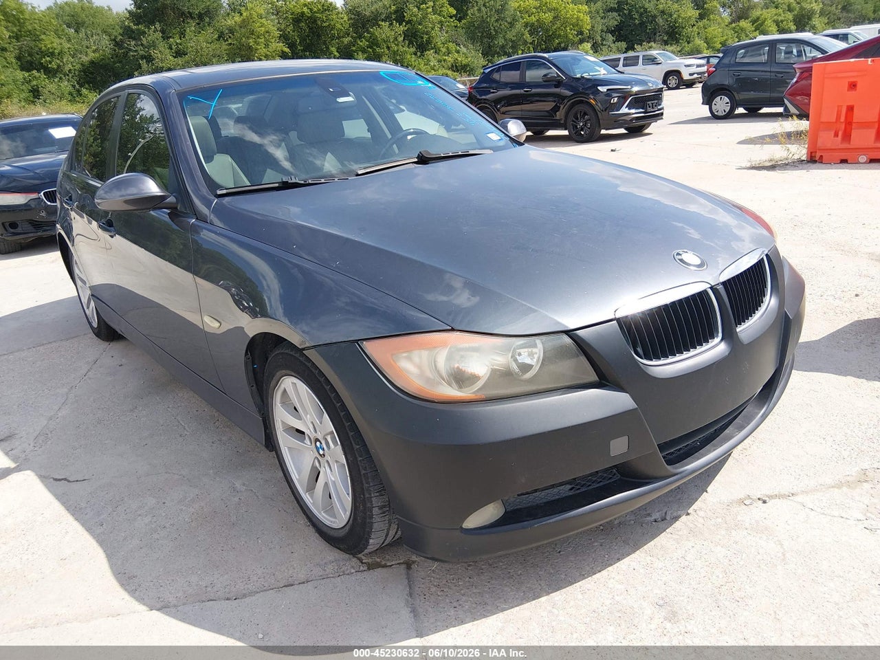 WBAVA33517P****** · 2007 BMW 328I