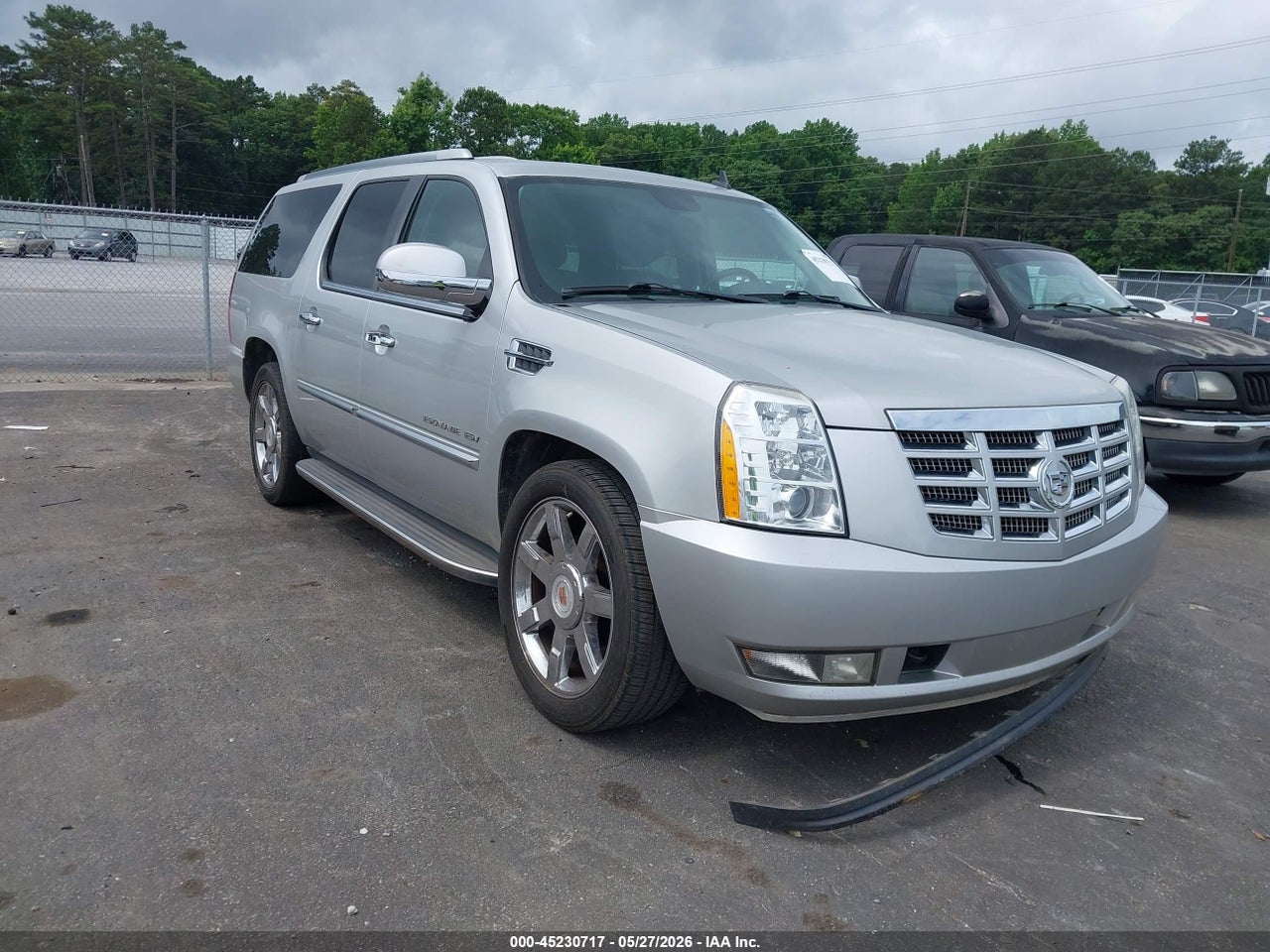 1GYS3HEF1BR****** · 2011 CADILLAC ESCALADE ESV LUXURY