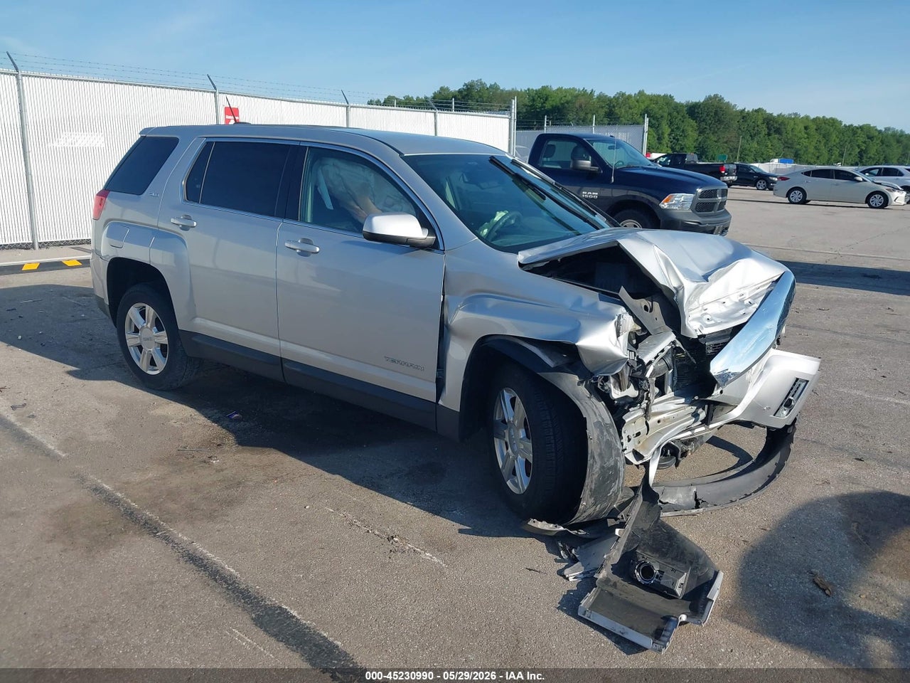 2GKALMEK6F6****** · 2015 GMC TERRAIN SLE-1