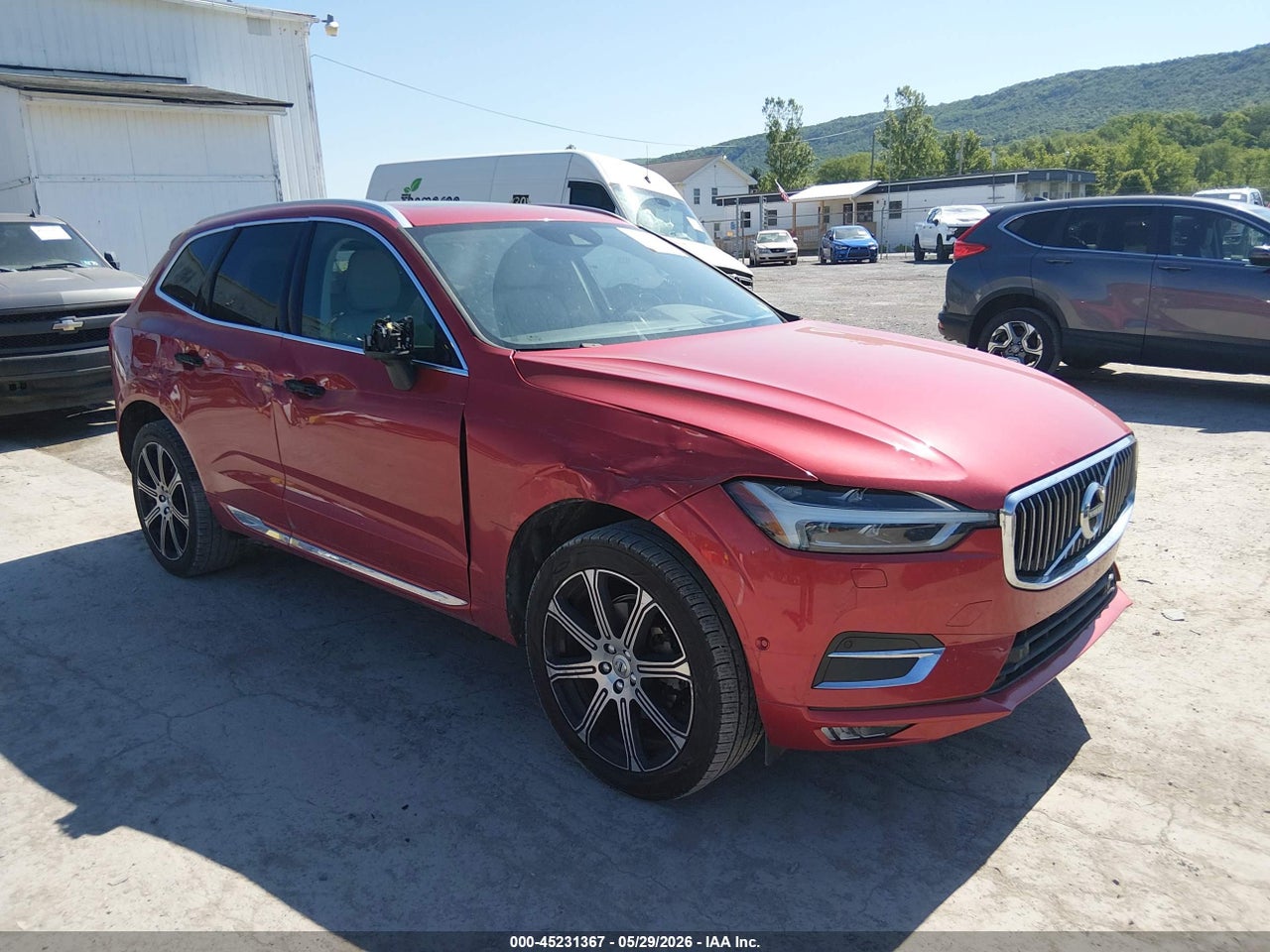 LYV102RL6KB****** · 2019 VOLVO XC60 T5 INSCRIPTION