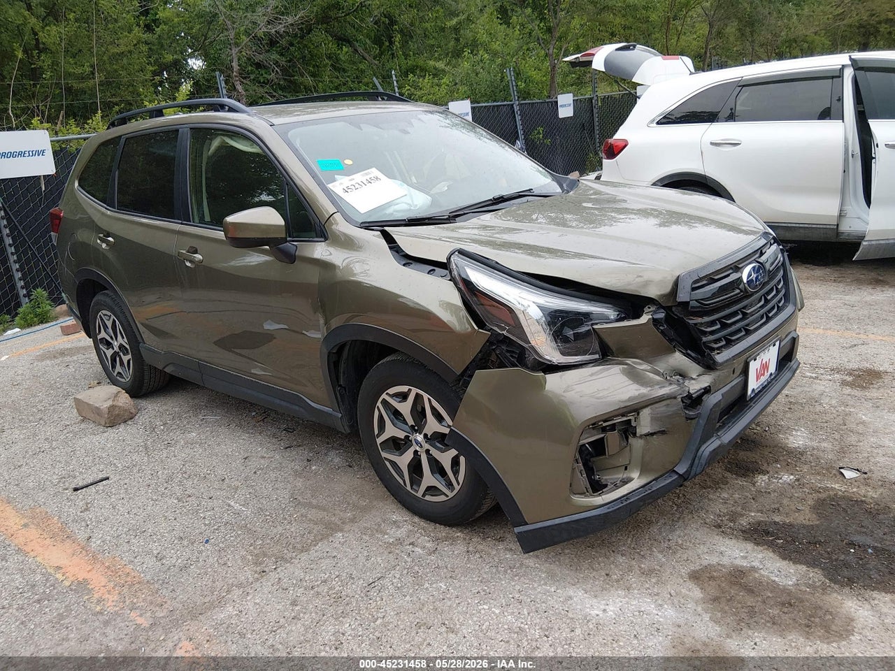 JF2SKADC2PH****** · 2023 SUBARU FORESTER PREMIUM