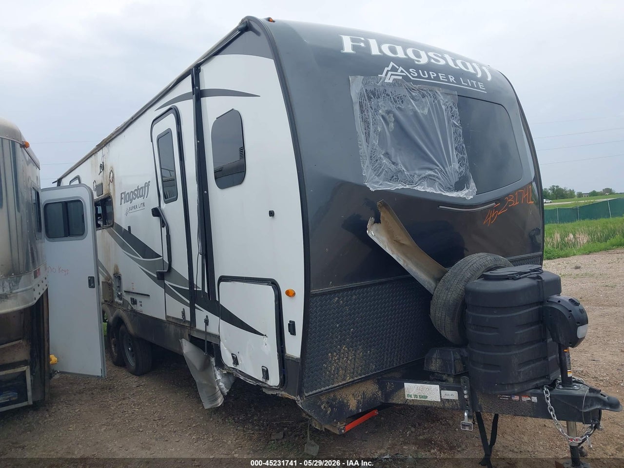 4X4TFLF29SZ****** · 2025 FOREST RIVER FLAGSTAFF