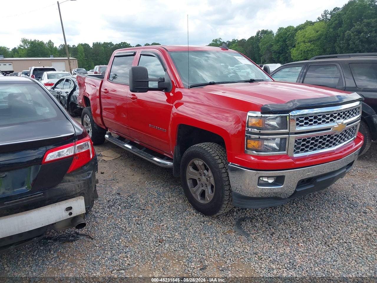 3GCUKREC6FG****** · 2015 CHEVROLET SILVERADO 1500 1LT