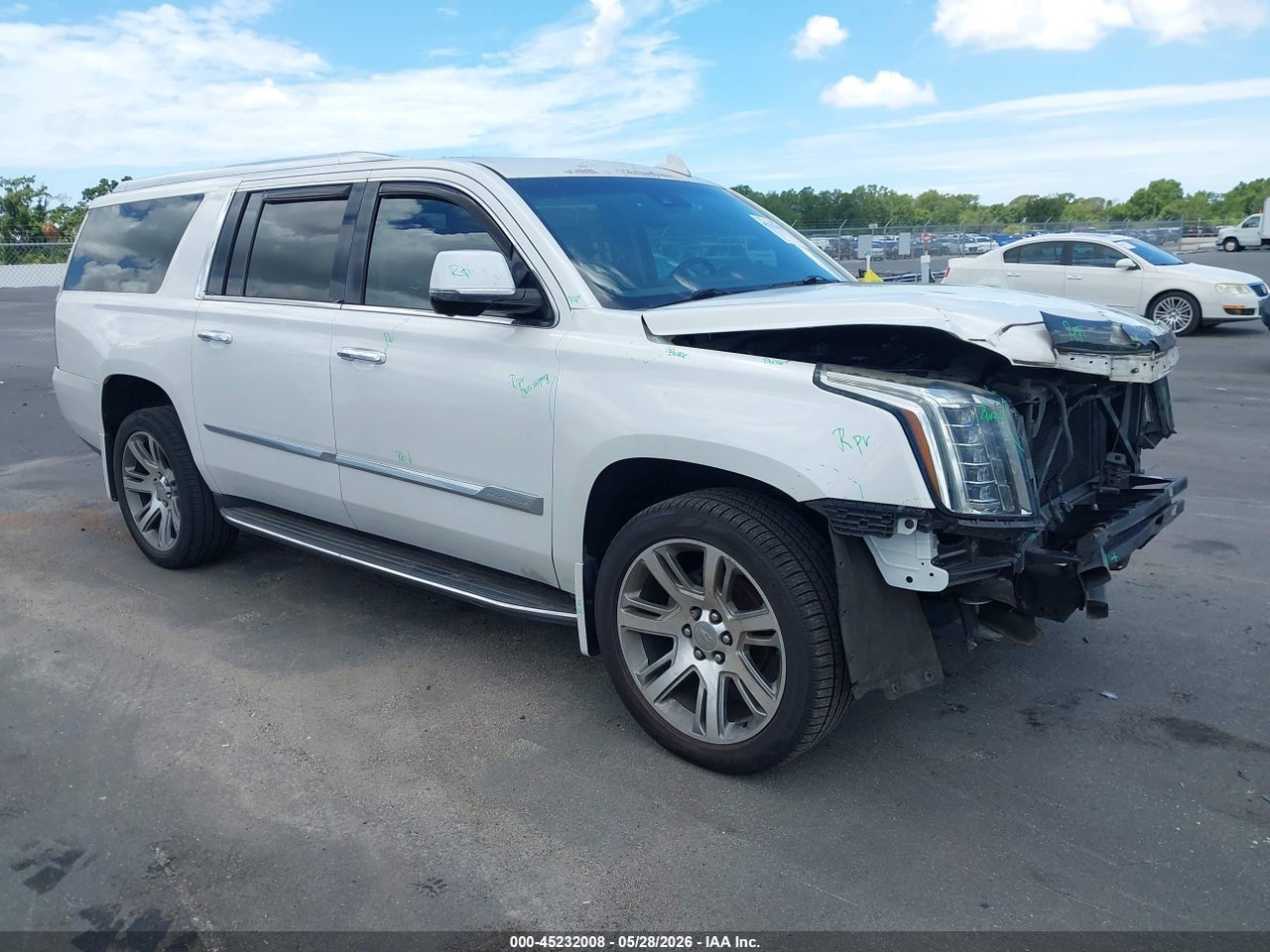 2016 CADILLAC ESCALADE ESV LUXURY COLLECTION