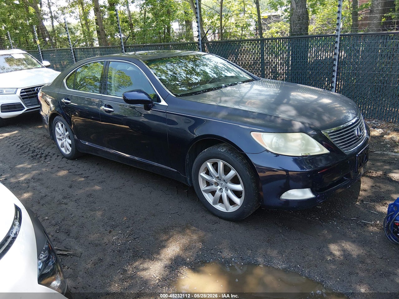 JTHBL46F385****** · 2008 LEXUS LS 460