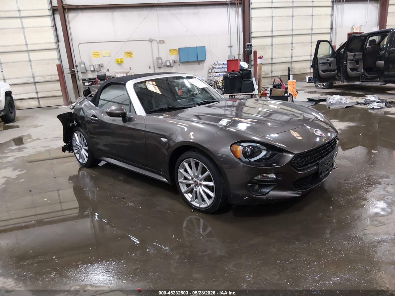 JC1NFAEK1H0****** · 2017 FIAT 124 SPIDER LUSSO