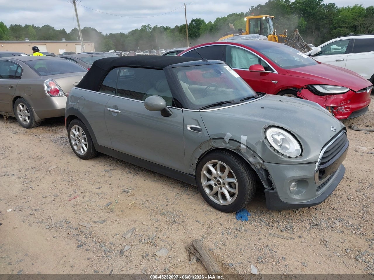 WMWWG5C50G3****** · 2016 MINI CONVERTIBLE COOPER