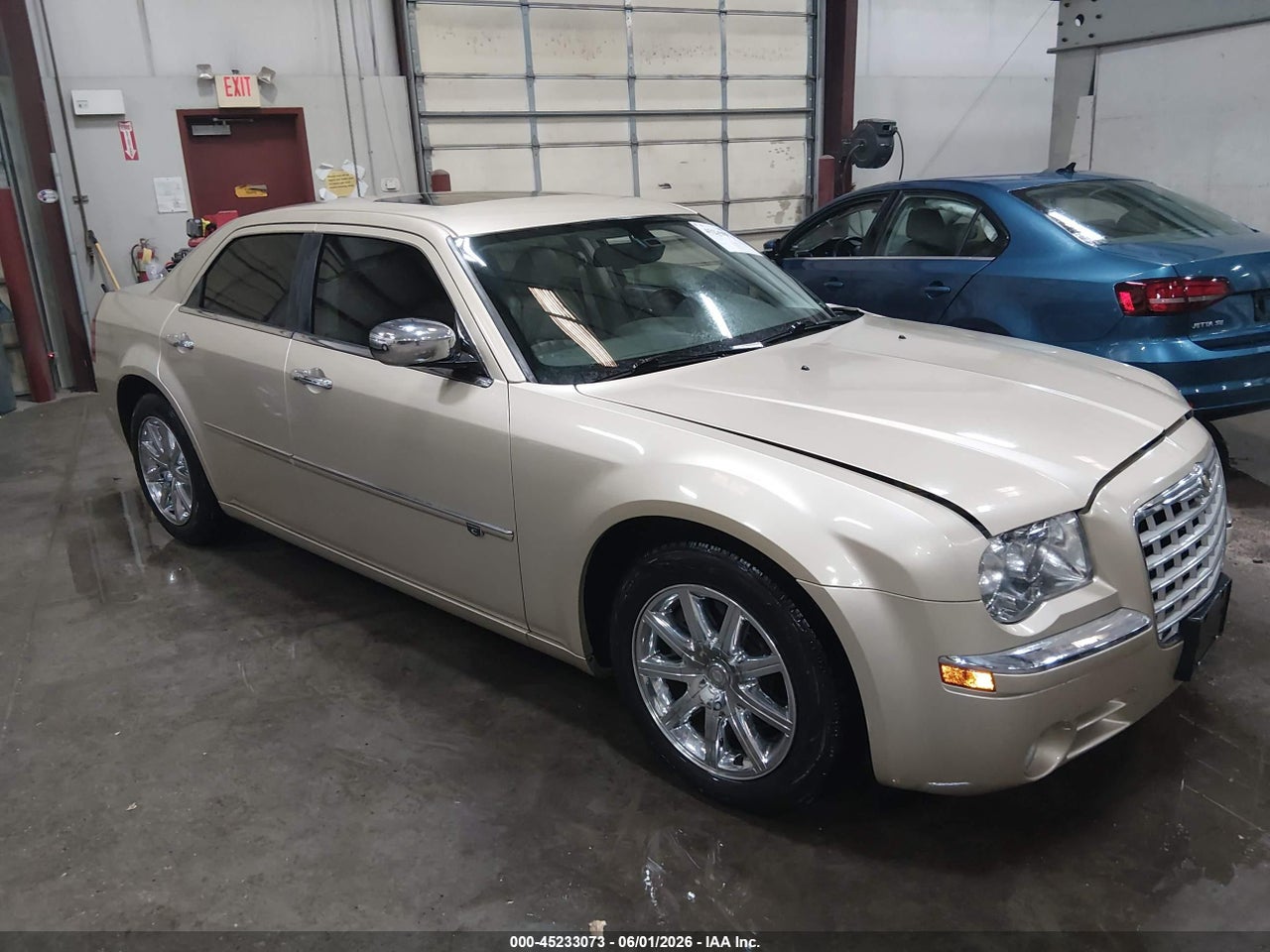 2C3CA6CT3AH****** · 2010 CHRYSLER 300C HEMI