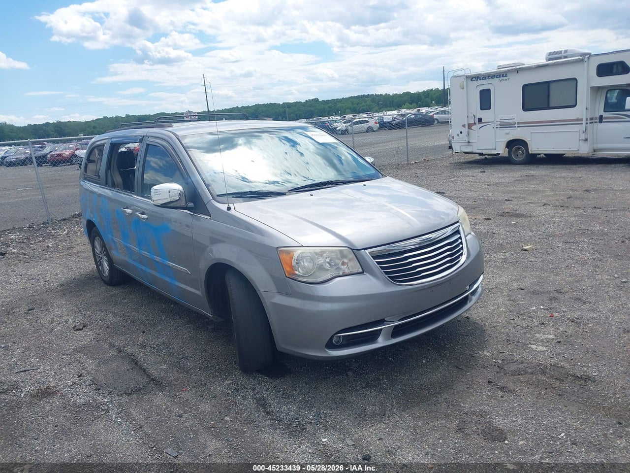 2C4RC1CG6FR****** · 2015 CHRYSLER TOWN &amp; COUNTRY TOURING-L