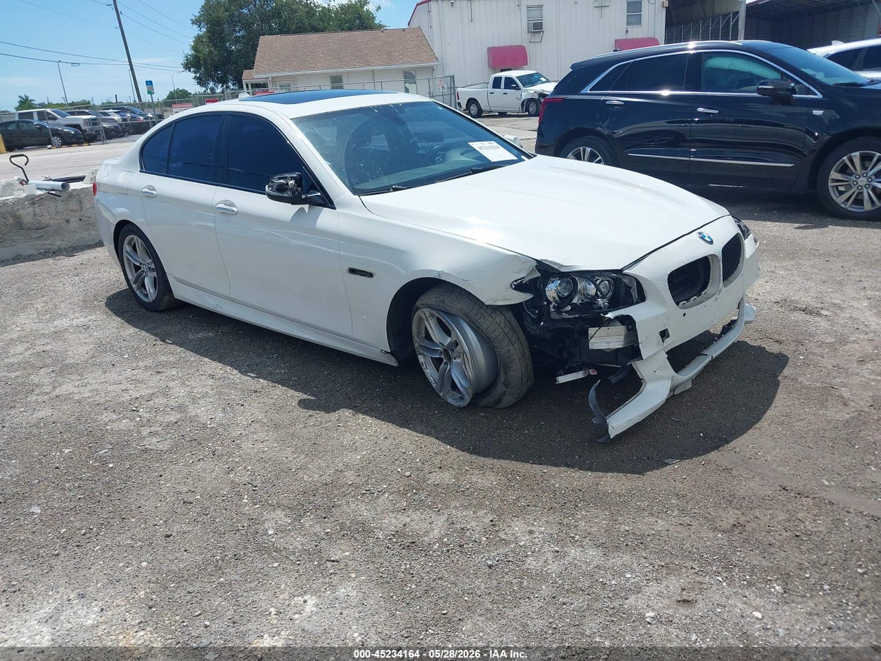 WBA5A5C55GG****** · 2016 BMW 528I