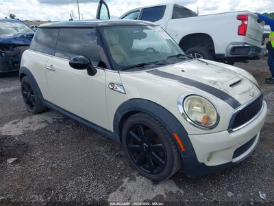 WMWMF7C53AT****** · 2010 MINI COOPER S