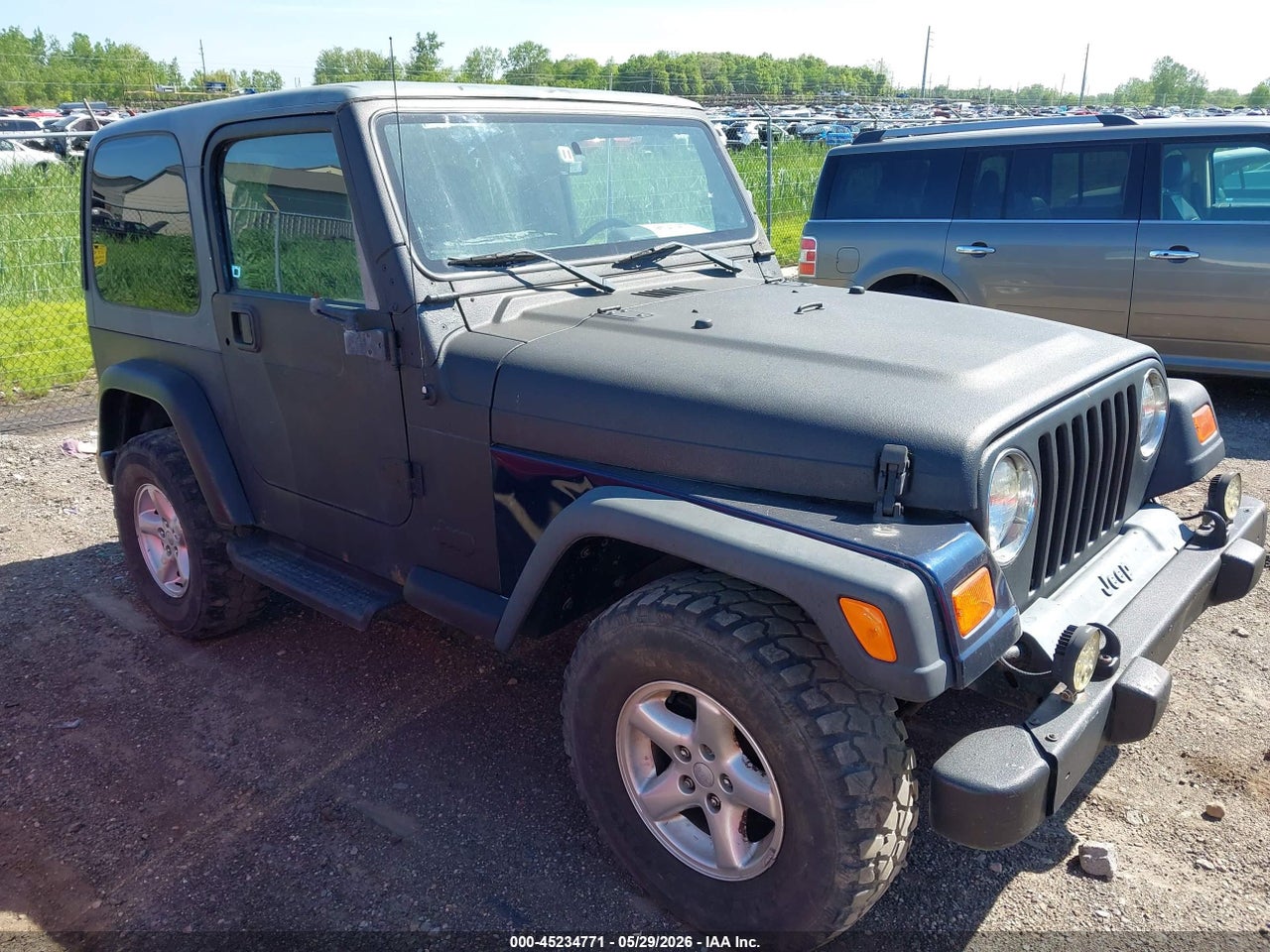 1J4FA49S1YP****** · 2000 JEEP WRANGLER SPORT