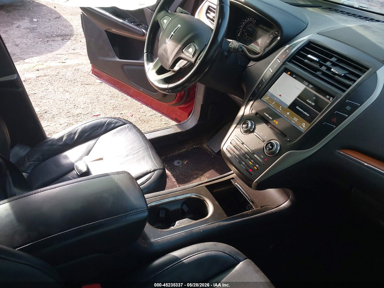 2017 LINCOLN MKC SELECT · 5/11