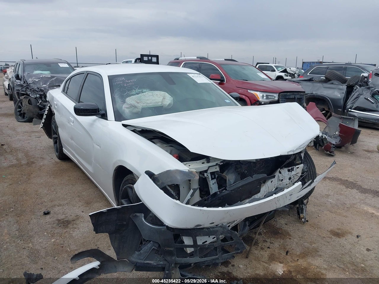 2C3CDXBG0JH****** · 2018 DODGE CHARGER SXT RWD