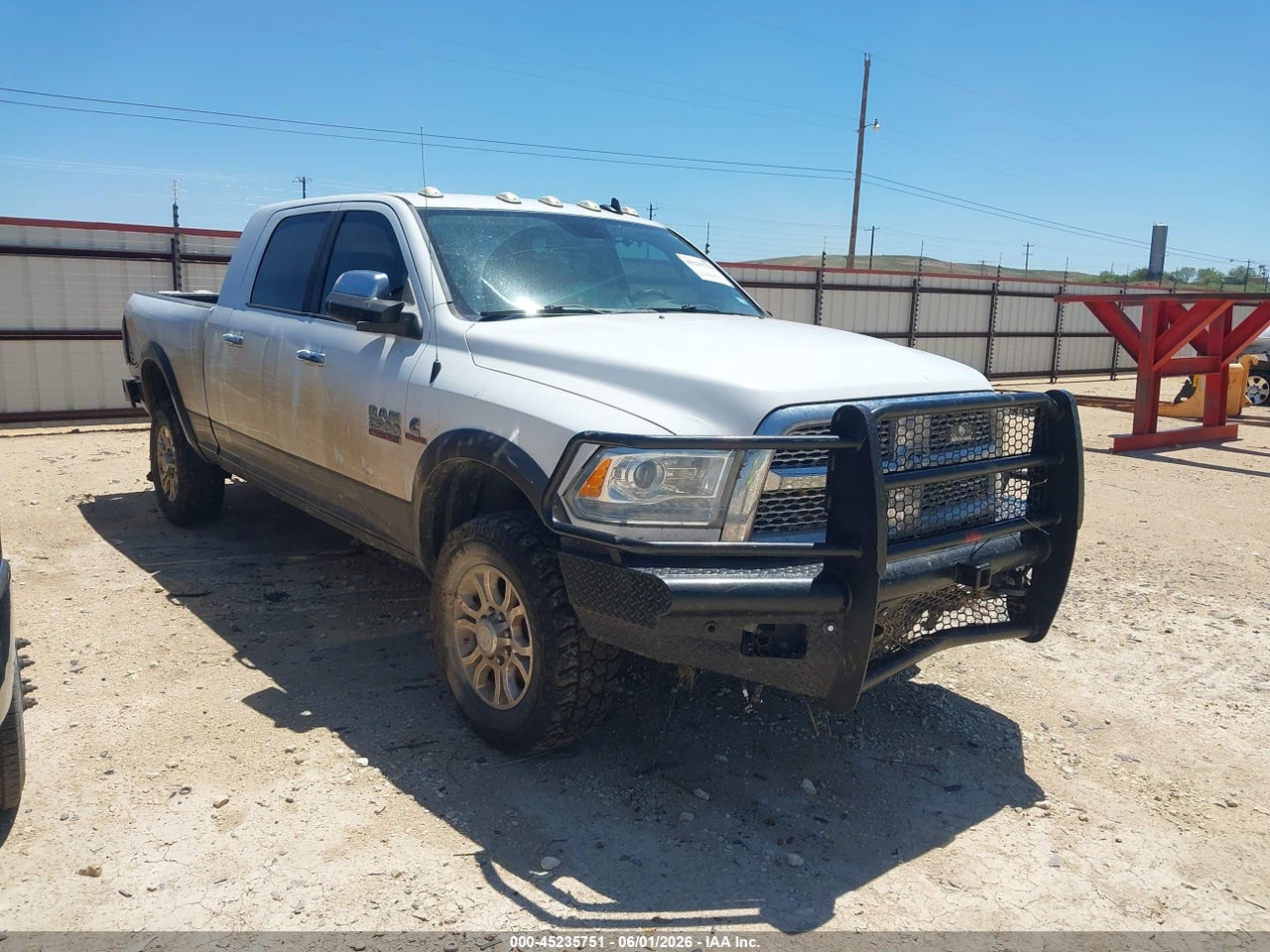 3C6UR5NL3JG****** · 2018 RAM 2500 LARAMIE  4X4 6'4 BOX