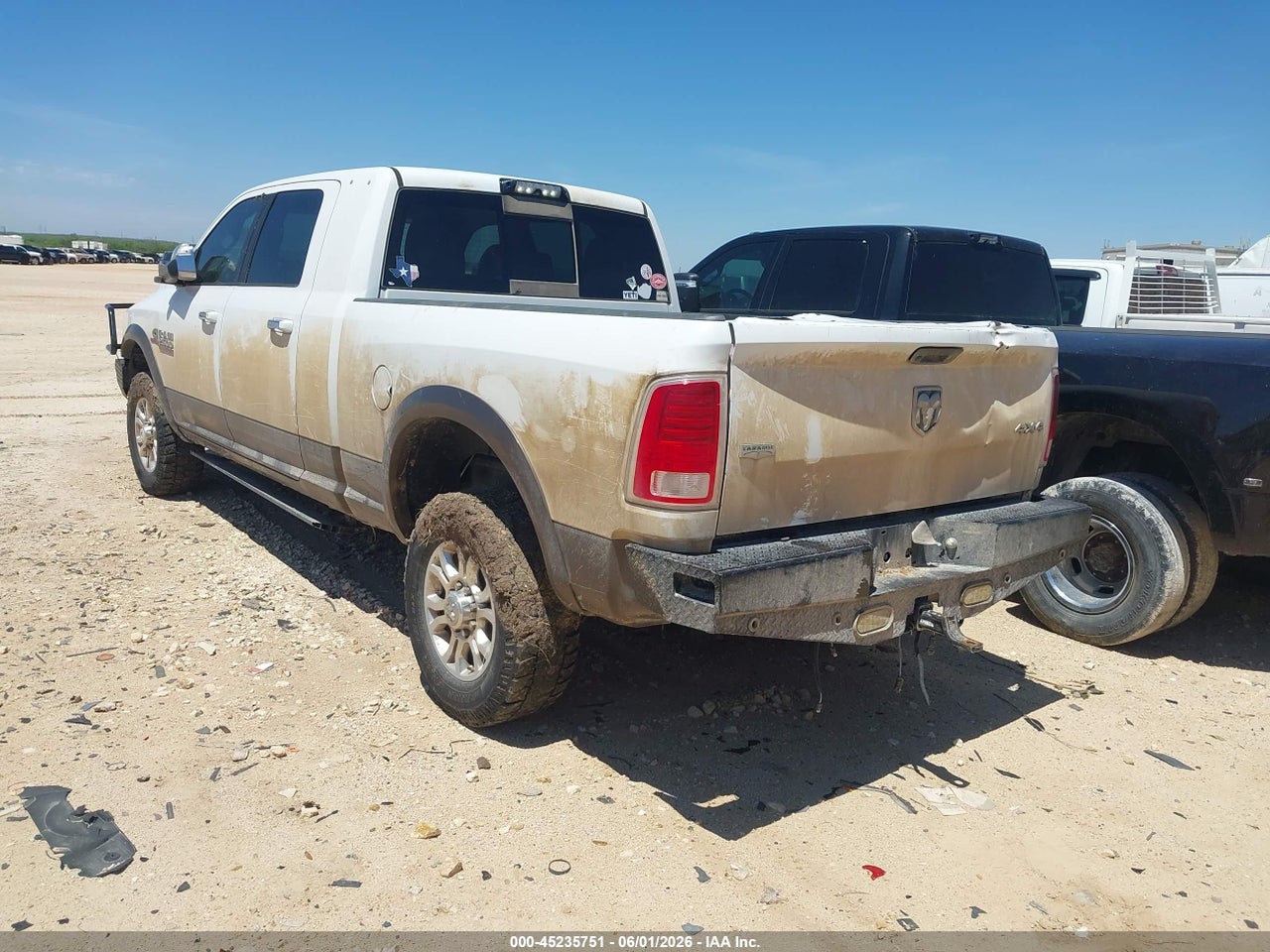 2018 RAM 2500 LARAMIE  4X4 6'4 BOX · 3/11