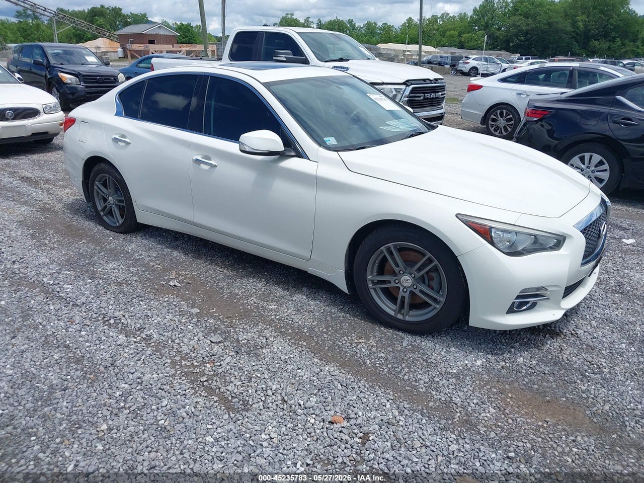 JN1EV7AR9HM****** · 2017 INFINITI Q50 3.0T SIGNATURE EDITION