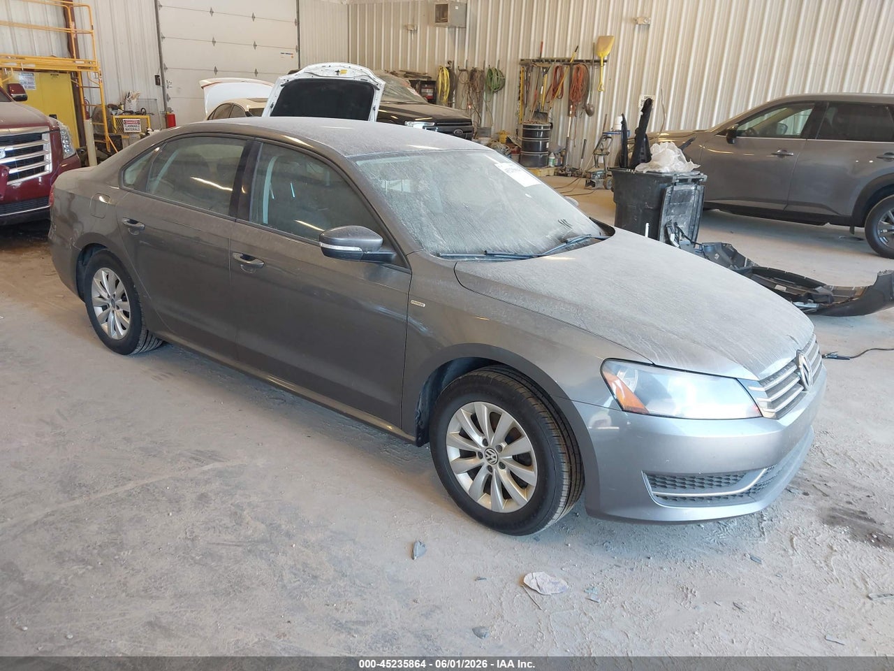 1VWAS7A31FC****** · 2015 VOLKSWAGEN PASSAT 1.8T WOLFSBURG EDITION